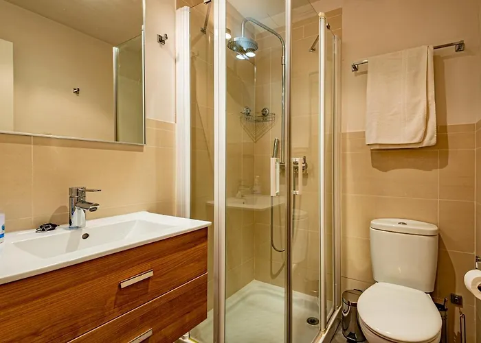 Rafael - Pine Walk With Stunning Views To The Sea